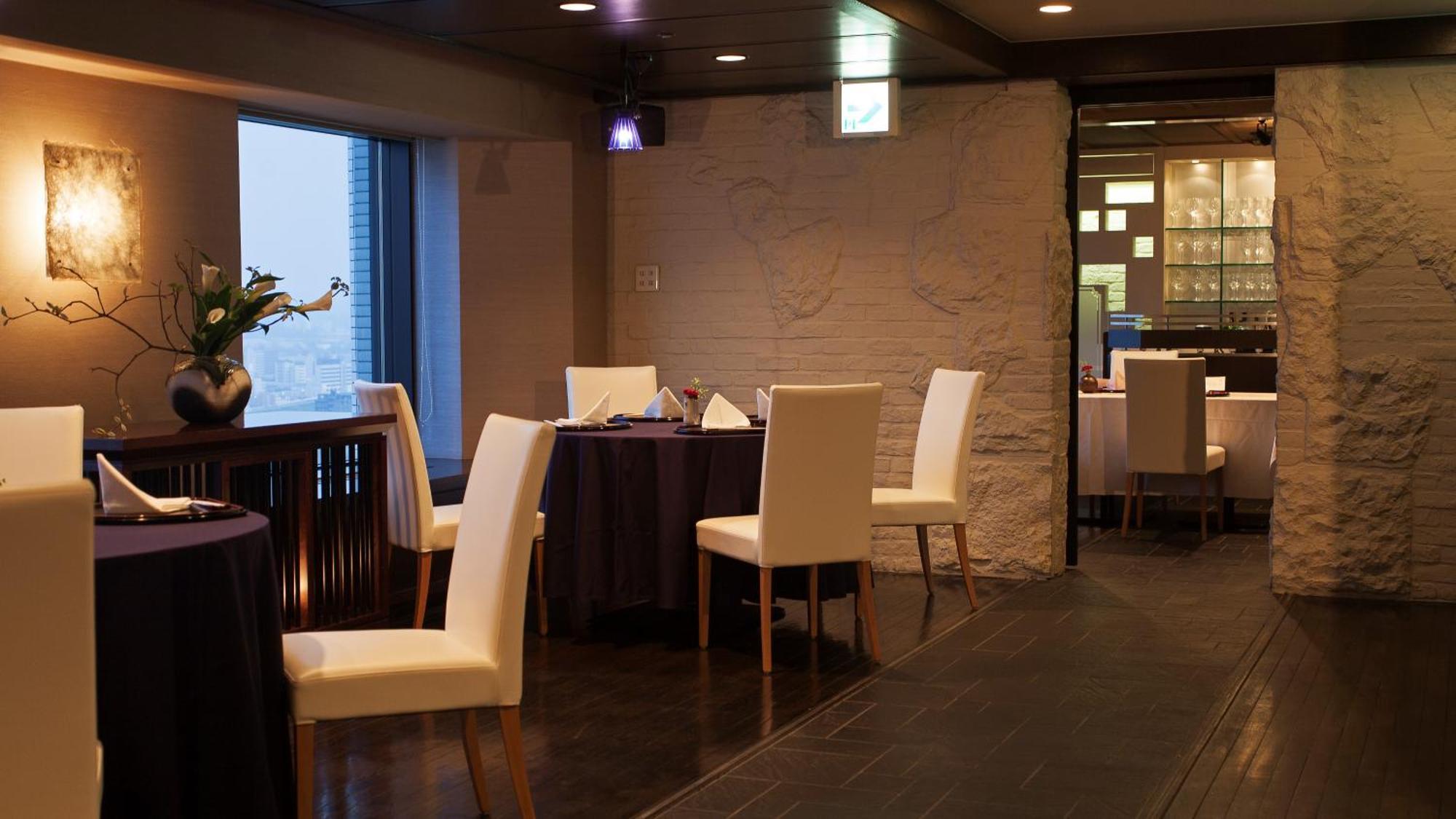 Premier Hotel Nakajima Park Sapporo Ngoại thất bức ảnh Interior of a restaurant in Seoul, South Korea
